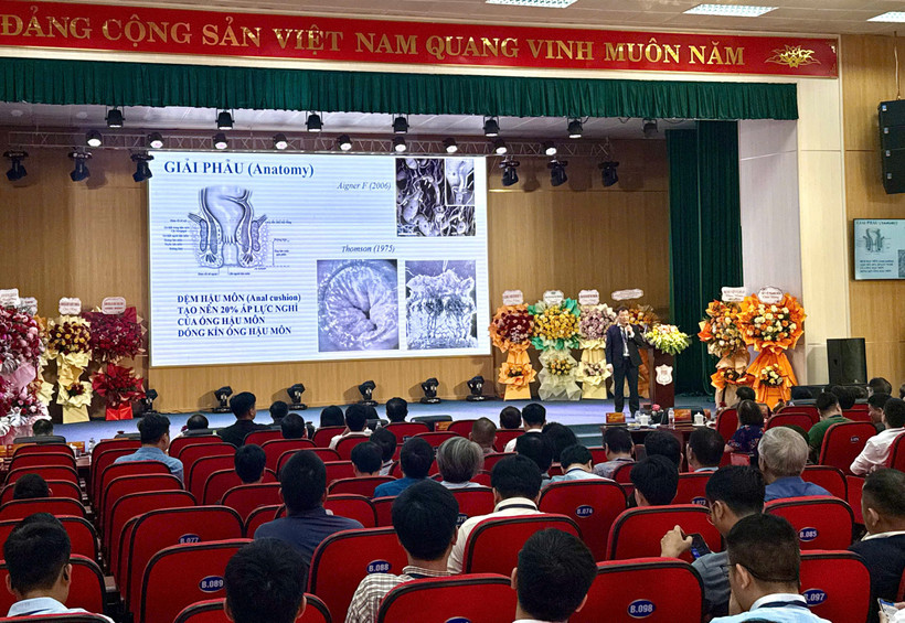 Hình ảnh tin tức Kết hợp giữa y học cổ truyền và y học hiện đại trong điều trị trực tràng